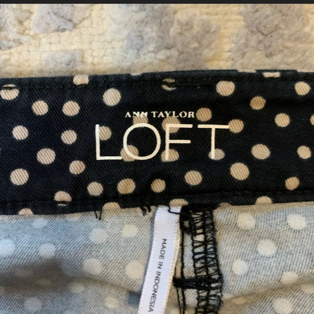 ANN TAYLOR Loft Modern Straight Polka Dot Pants - Picture 4 of 4